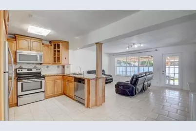 4186 SW 48th Ct, Fort Lauderdale, FL 33314 - Photo 4