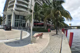 690 SW 1st Ct, Miami, FL 33130 - Photo 14