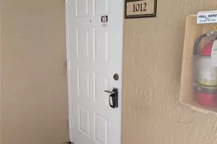 9799 Westview Dr, Coral Springs, FL 33076 - Photo 8