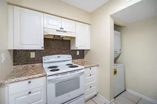 15231 SW 80th St, Miami, FL 33193 - Photo 4