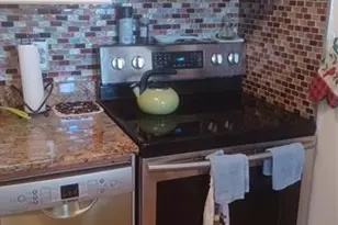 2191 NE 1st Ct, Boynton Beach, FL 33435 - Photo 6