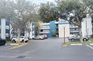 3140 Holiday Springs Blvd, Margate, FL 33063 - Photo 16