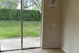 1008 NE 39th Ave, Homestead, FL 33033 - Photo 6