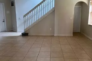 1008 NE 39th Ave, Homestead, FL 33033 - Photo 2