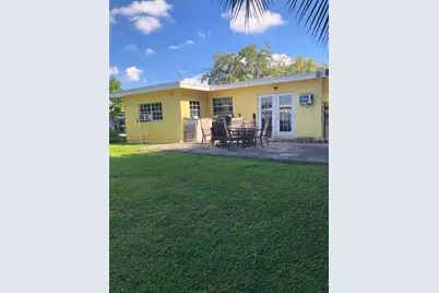 2314 N 26th Avenue, Hollywood, FL 33020 - Photo 2