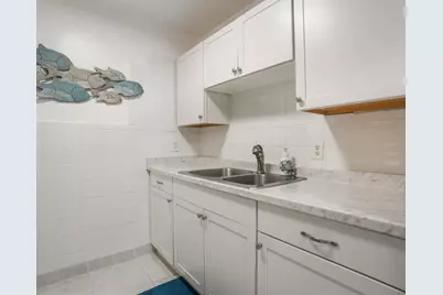 [Address not provided], Hallandale Beach, FL 33009 - Photo 12