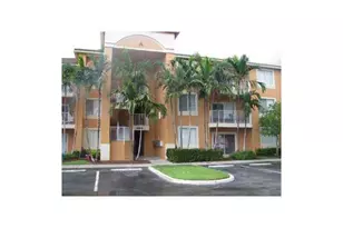 6900 SW 39th St, Davie, FL 33314 - Photo 2