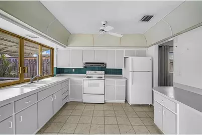 7904  Plantation Blvd, Miramar, FL 33023 - Photo 20