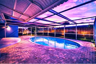 7904  Plantation Blvd, Miramar, FL 33023 - Photo 4