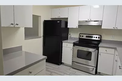 2810  Riverside Dr, Unit #202, Coral Springs, FL 33065 - Photo 6