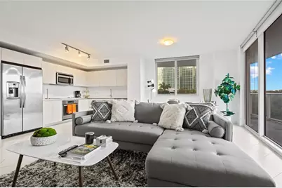 4250  Biscayne Blvd, Unit #402, Miami, FL 33137 - Photo 4