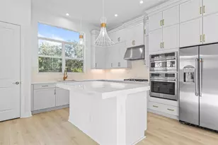 112 SE Via Tirso, Port Saint Lucie, FL 34952 - Photo 12