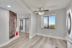 2200 S Cypress Bend Dr, Pompano Beach, FL 33069 - Photo 10