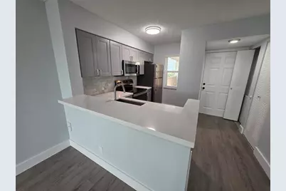 2108 S Cypress Bend Dr, Unit #505, Pompano Beach, FL 33069 - Photo 2