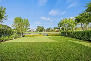 3069 Bellflower Cir, West Palm Beach, FL 33401 - Photo 52