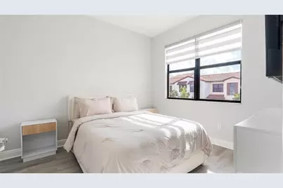 20927 NW 1st Ct, Pembroke Pines, FL 33029 - Photo 20