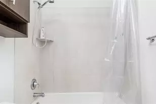 20927 NW 1st Ct, Pembroke Pines, FL 33029 - Photo 14