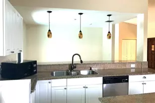 71 Laredo Ln, Boca Raton, FL 33487 - Photo 8