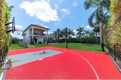 1203 NW 121st Ave, Plantation, FL 33323 - Photo 12