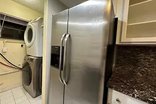 6630 Racquet Club Dr, Fort Lauderdale, FL 33319 - Photo 2