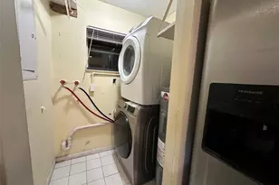 6630 Racquet Club Dr, Fort Lauderdale, FL 33319 - Photo 8