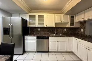 6630 Racquet Club Dr, Fort Lauderdale, FL 33319 - Photo 4