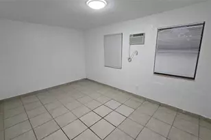 16951 NE 18th Ave, North Miami Beach, FL 33162 - Photo 6