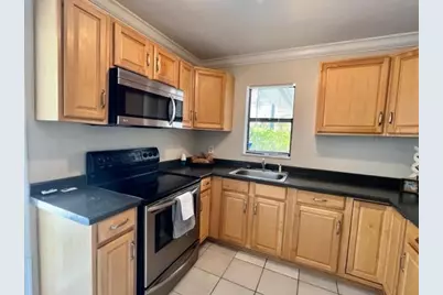 1223 NE 18th Ave, Unit #2, Fort Lauderdale, FL 33304 - Photo 4