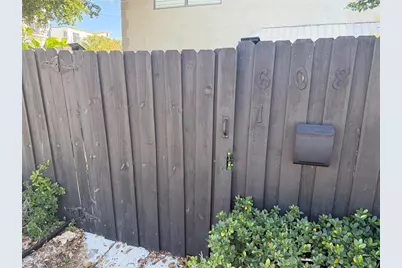 608 NE 29th Dr, Unit #1, Wilton Manors, FL 33334 - Photo 2