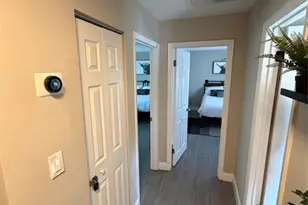 608 NE 29th Dr, Wilton Manors, FL 33334 - Photo 14