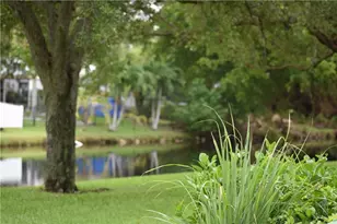 7890 Dixie Beach Cir, Tamarac, FL 33321 - Photo 8