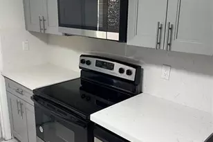 8705 NW 38th Dr, Coral Springs, FL 33065 - Photo 6