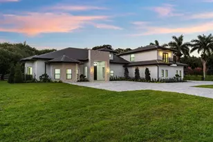 6451 Rodeo Ln, Southwest Ranches, FL 33330 - Photo 2