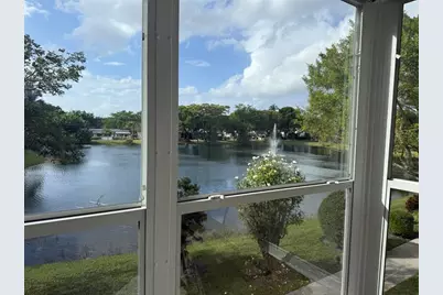 3531 NW 50th Ave, Unit #512, Lauderdale Lakes, FL 33319 - Photo 2