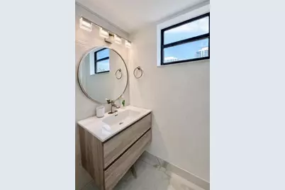 16919 N Bay Rd, Unit #911, Sunny Isles Beach, FL 33160 - Photo 14