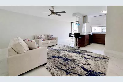 16919 N Bay Rd, Unit #911, Sunny Isles Beach, FL 33160 - Photo 1