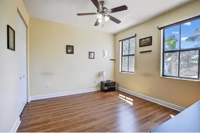 8541 NW 38th St, Cooper City, FL 33024 - Photo 44