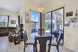 8541 NW 38th St, Cooper City, FL 33024 - Photo 14