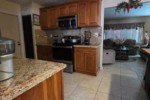 9522 Affirmed Ln, Boca Raton, FL 33496 - Photo 4