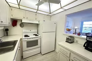 4106 Cambridge E, Deerfield Beach, FL 33442 - Photo 12