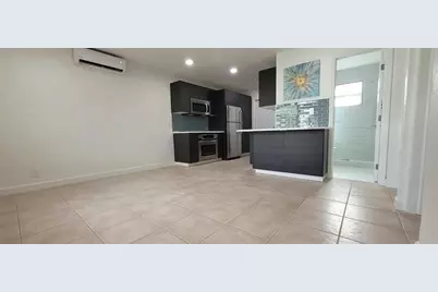 905 NW 16th Ave, Unit #2, Fort Lauderdale, FL 33311 - Photo 8