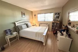 810 N Golf Dr, Hollywood, FL 33021 - Photo 6