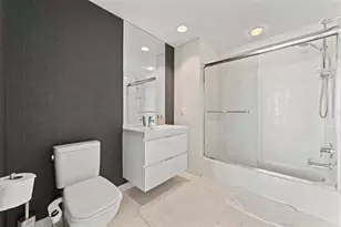 17111 Biscayne Blvd, Aventura, FL 33160 - Photo 24