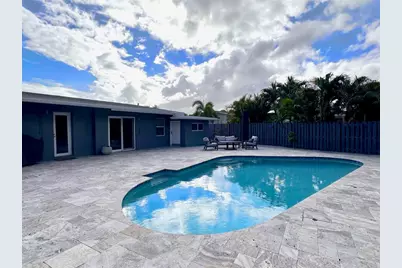 525 NE 27th St, Wilton Manors, FL 33334 - Photo 2