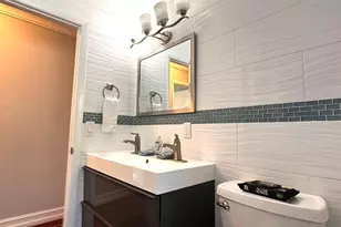 525 NE 27th St, Wilton Manors, FL 33334 - Photo 16