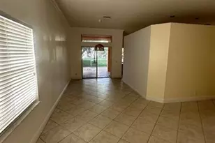1572 Banyan Way, Weston, FL 33327 - Photo 4