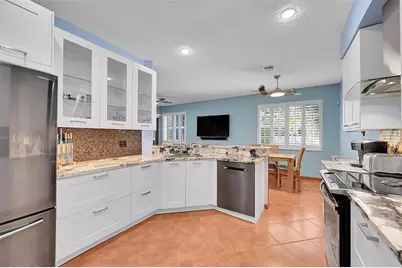 2922  Port Royale Ln, Unit #2922, Fort Lauderdale, FL 33308 - Photo 14