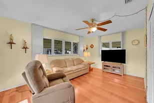 961 SE 10th Ct, Pompano Beach, FL 33060 - Photo 28