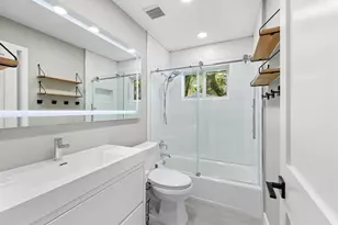 1370 E Terra Mar Dr, Pompano Beach, FL 33062 - Photo 24