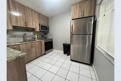 4040 NW 31st Ter, Unit #5, Lauderdale Lakes, FL 33309 - Photo 2